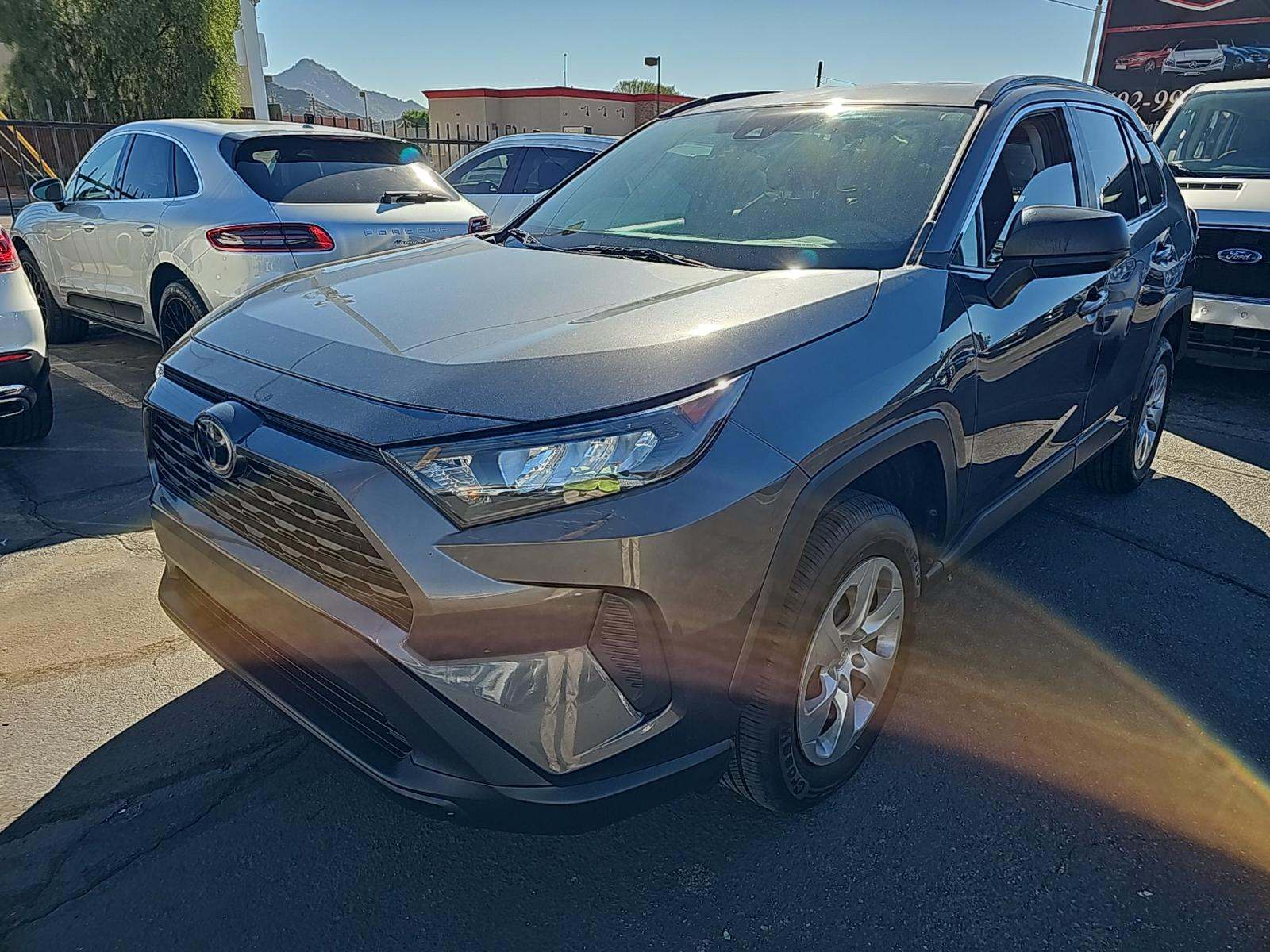 2021 Toyota RAV4 LE FWD