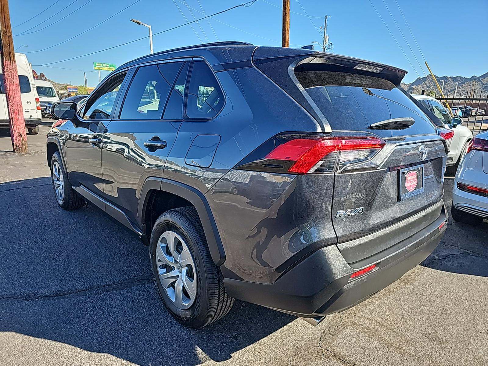 2021 Toyota RAV4 LE FWD