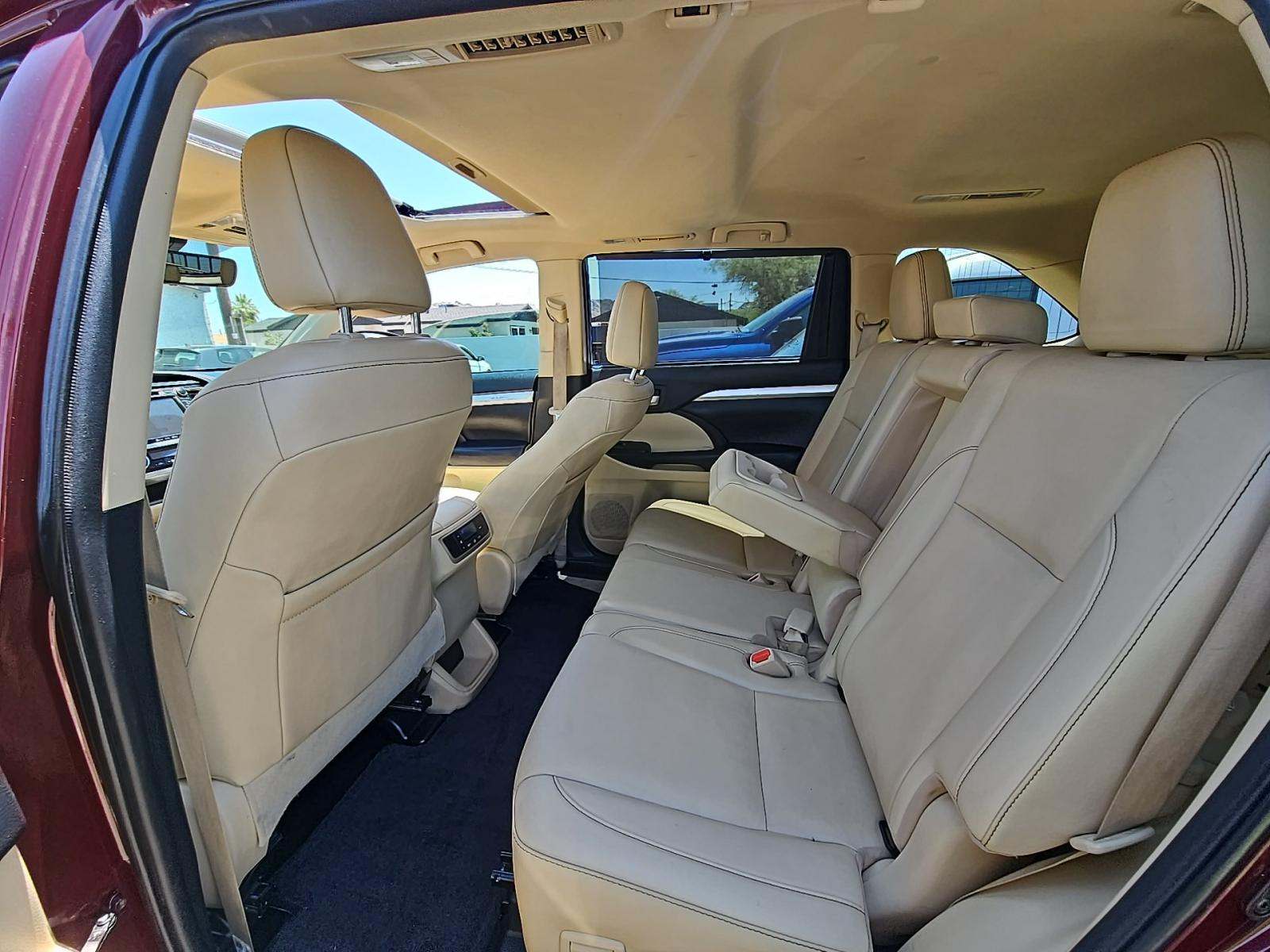 2019 Toyota Highlander XLE FWD