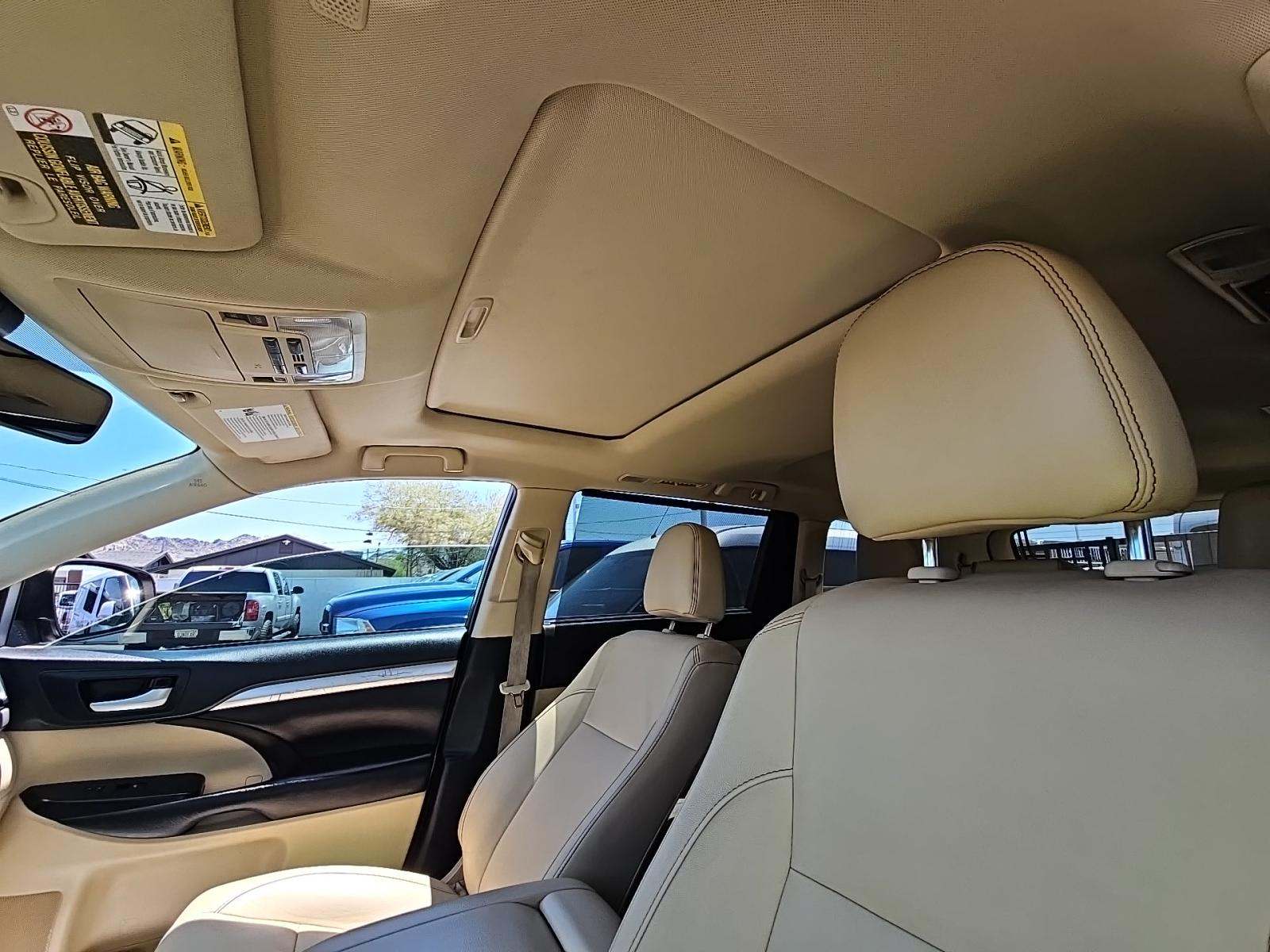 2019 Toyota Highlander XLE FWD