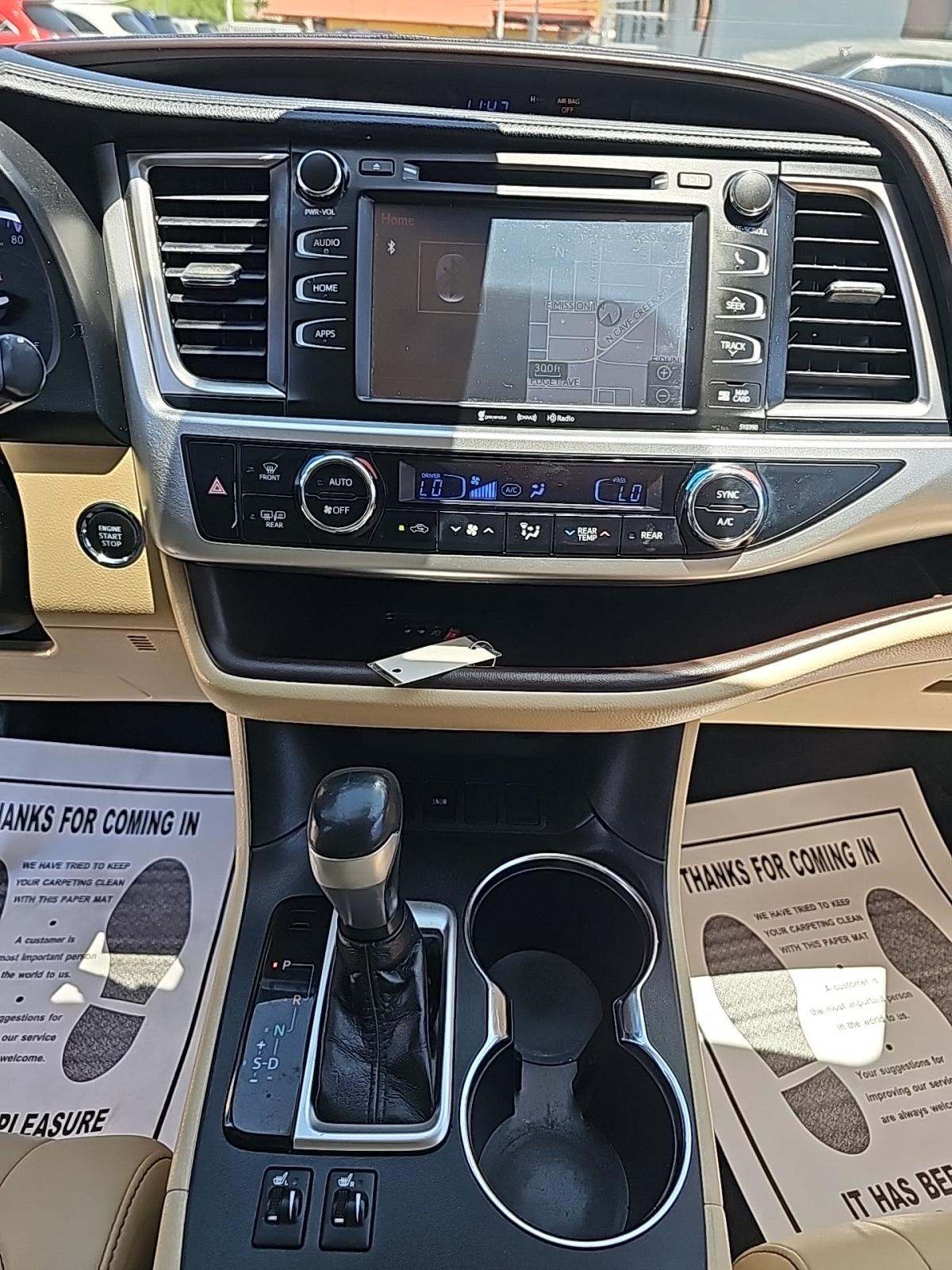 2019 Toyota Highlander XLE FWD