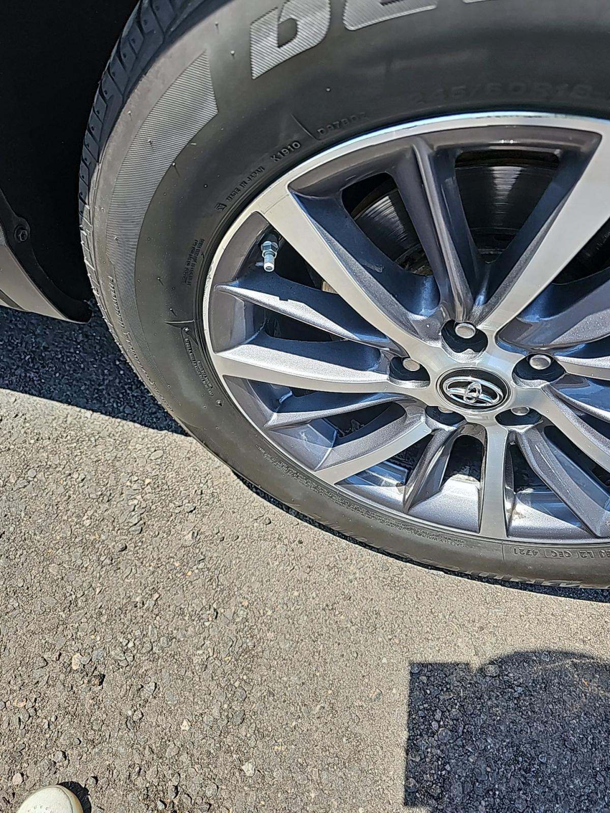 2019 Toyota Highlander XLE FWD