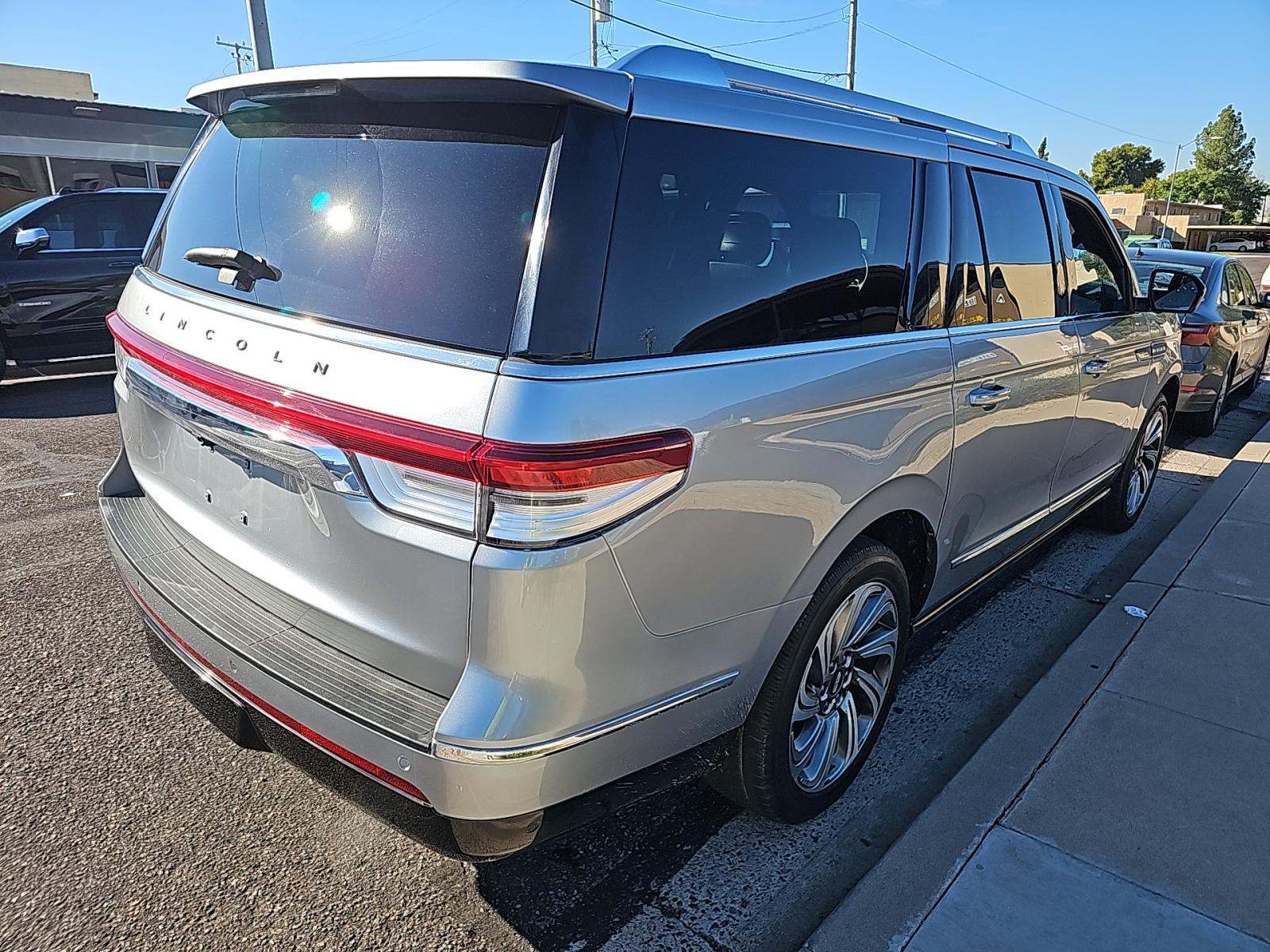 2024 Lincoln Navigator L Premiere AWD