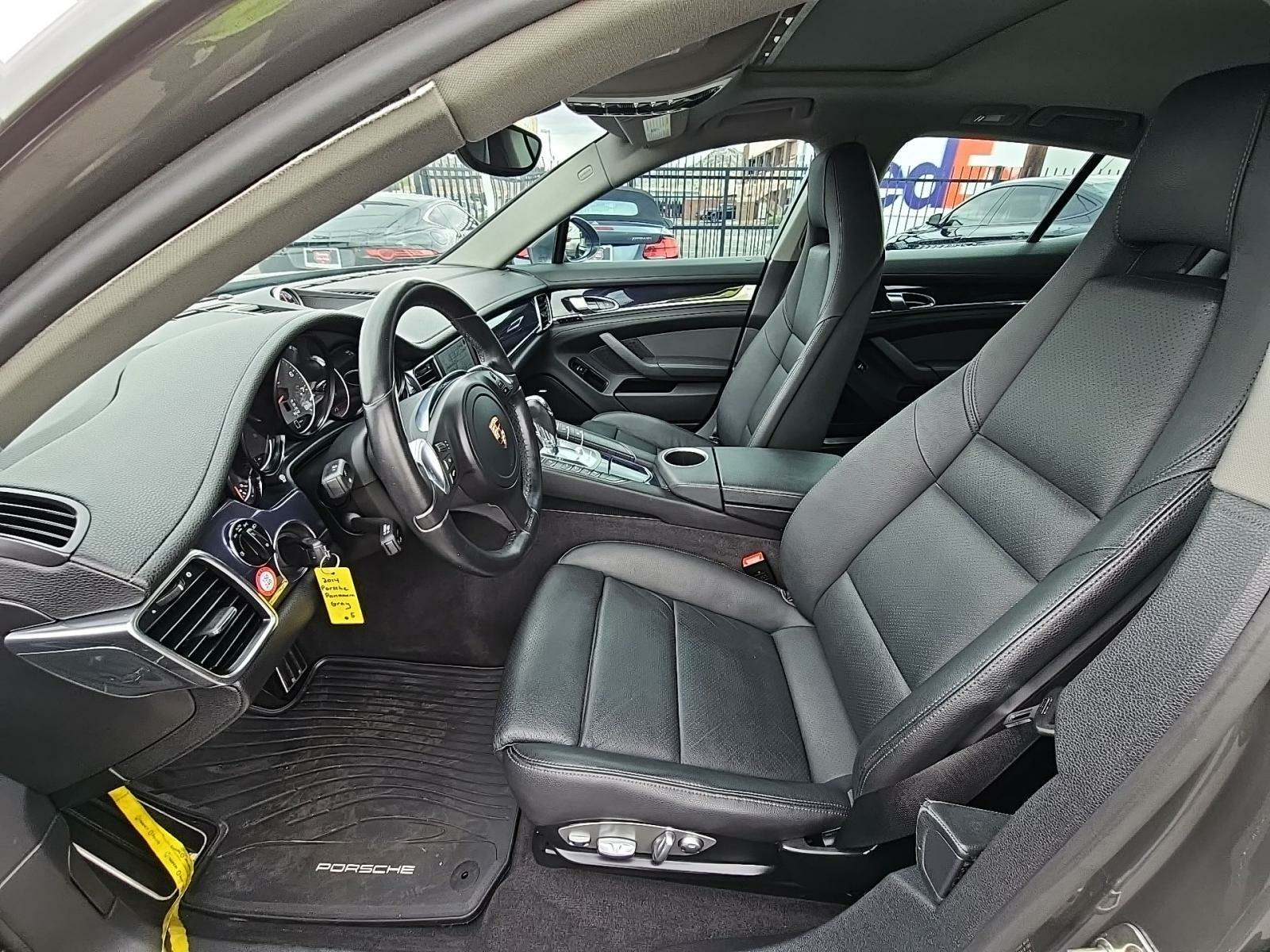 2014 Porsche Panamera S RWD