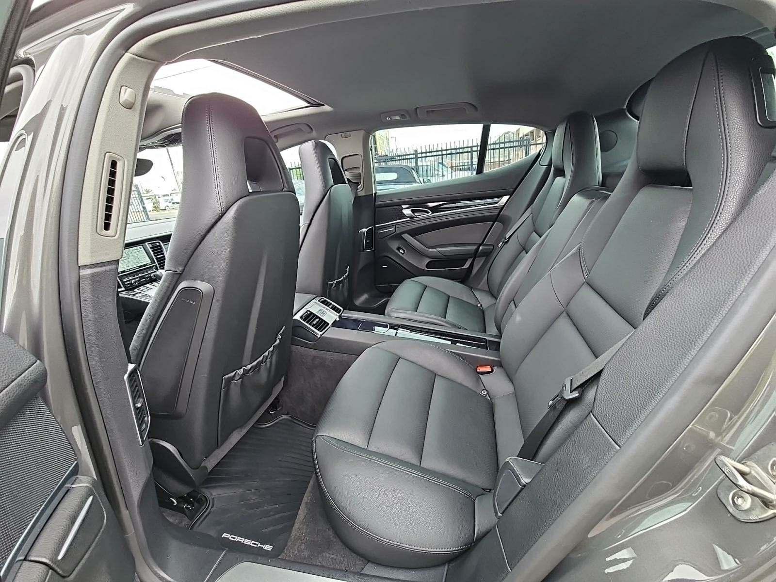 2014 Porsche Panamera S RWD