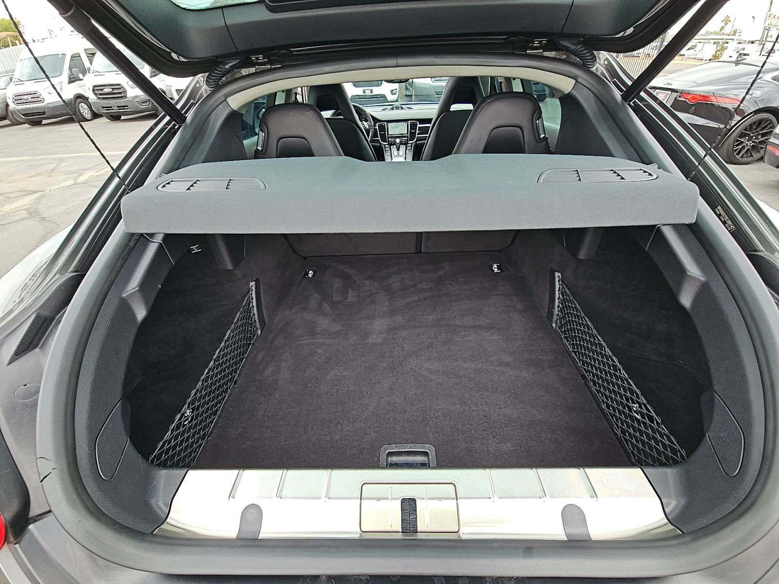 2014 Porsche Panamera S RWD