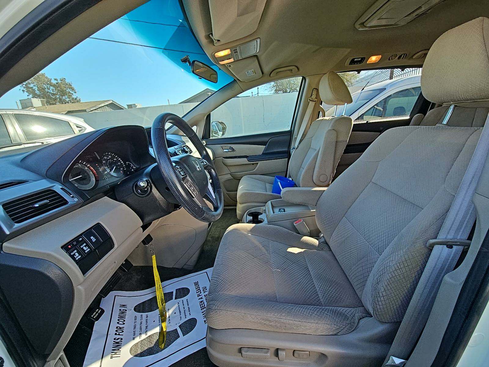 2017 Honda Odyssey SE FWD