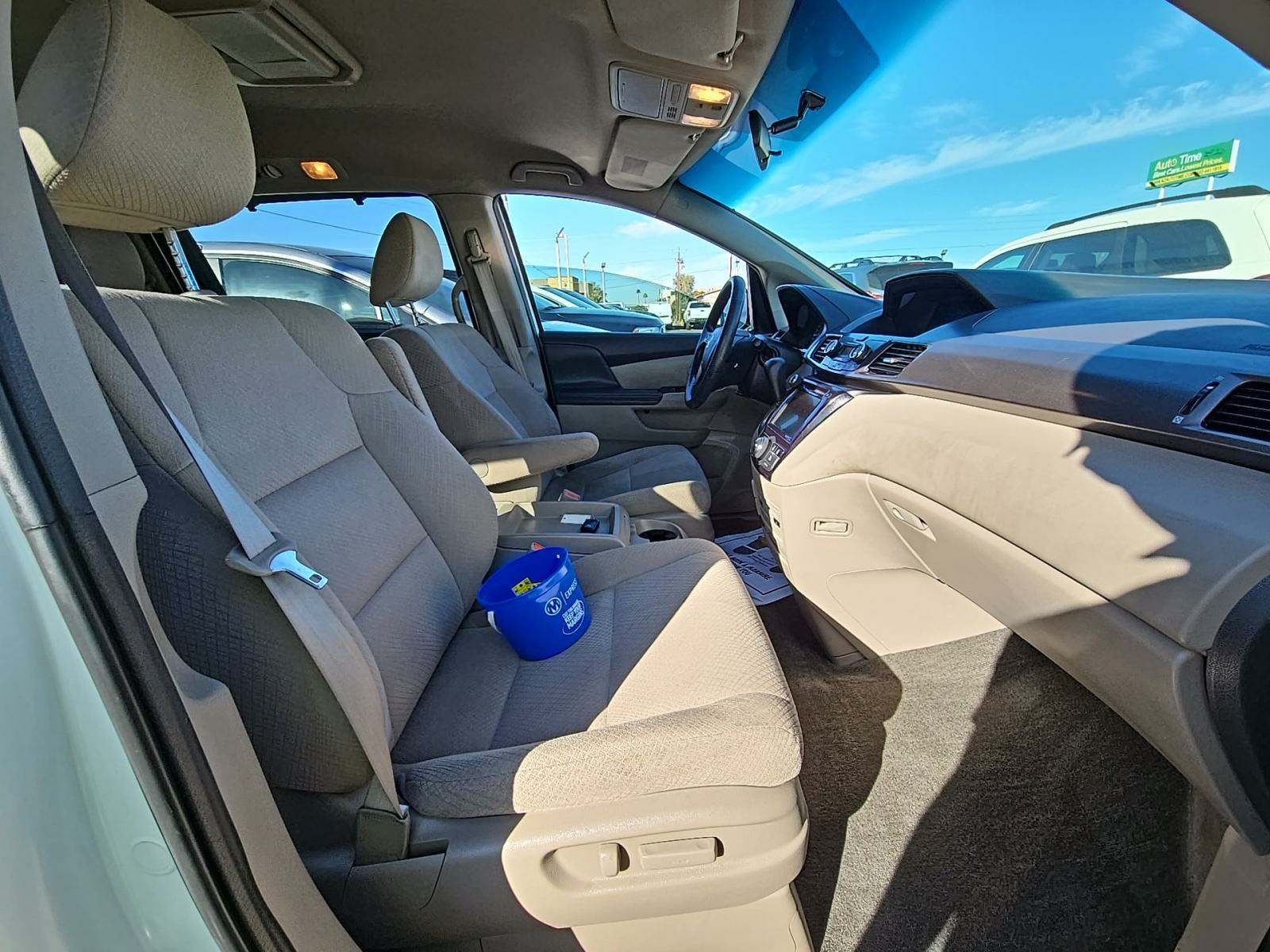 2017 Honda Odyssey SE FWD