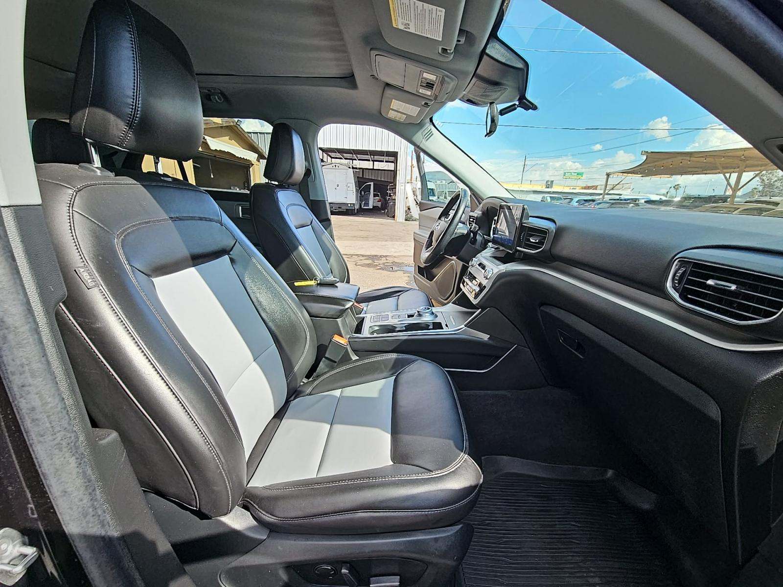 2023 Ford Explorer XLT RWD