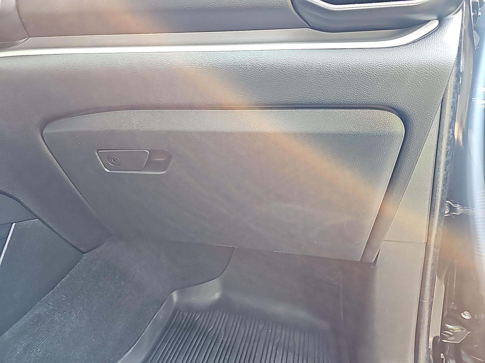 2023 Ford Explorer XLT RWD