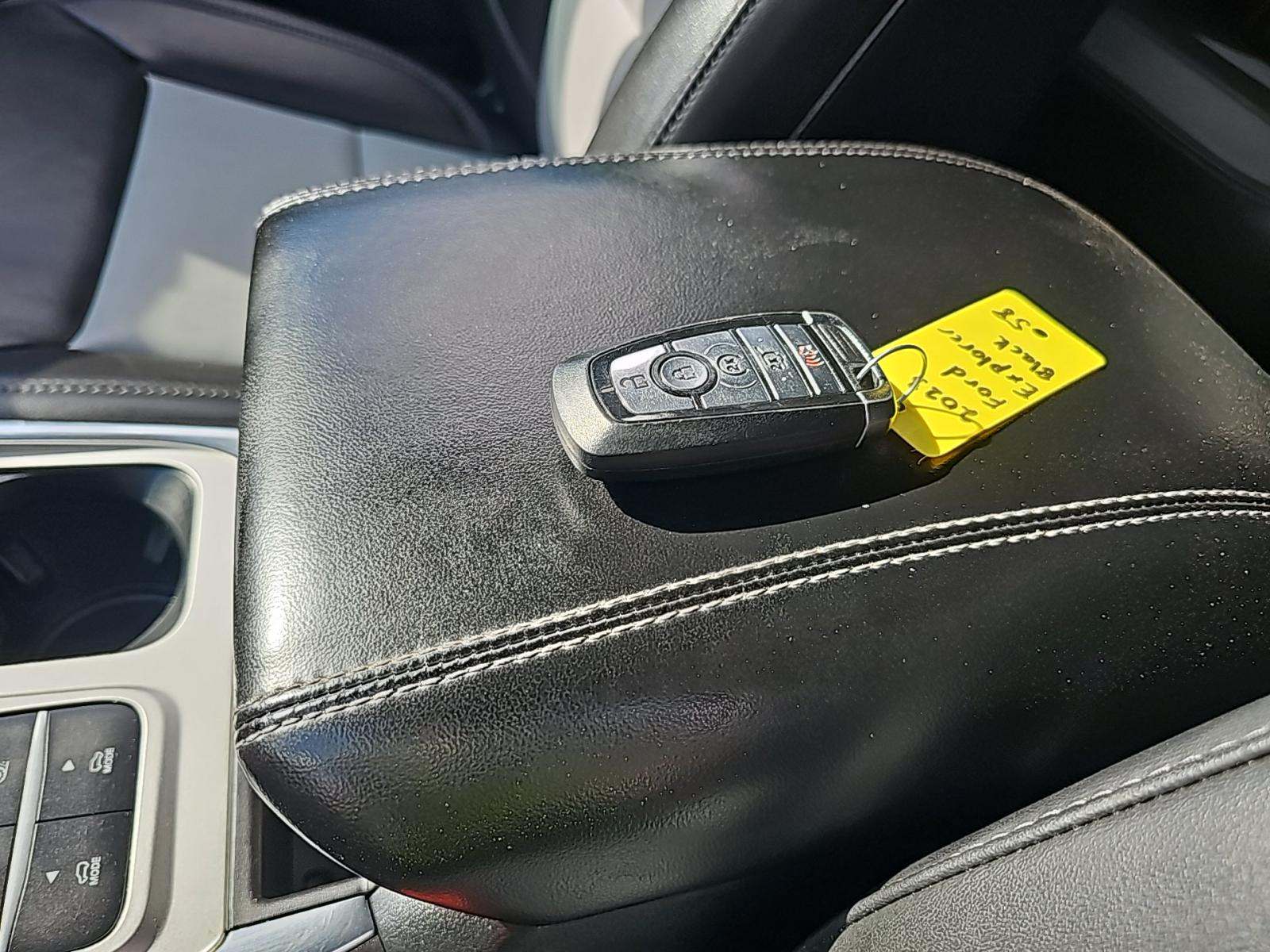 2023 Ford Explorer XLT RWD