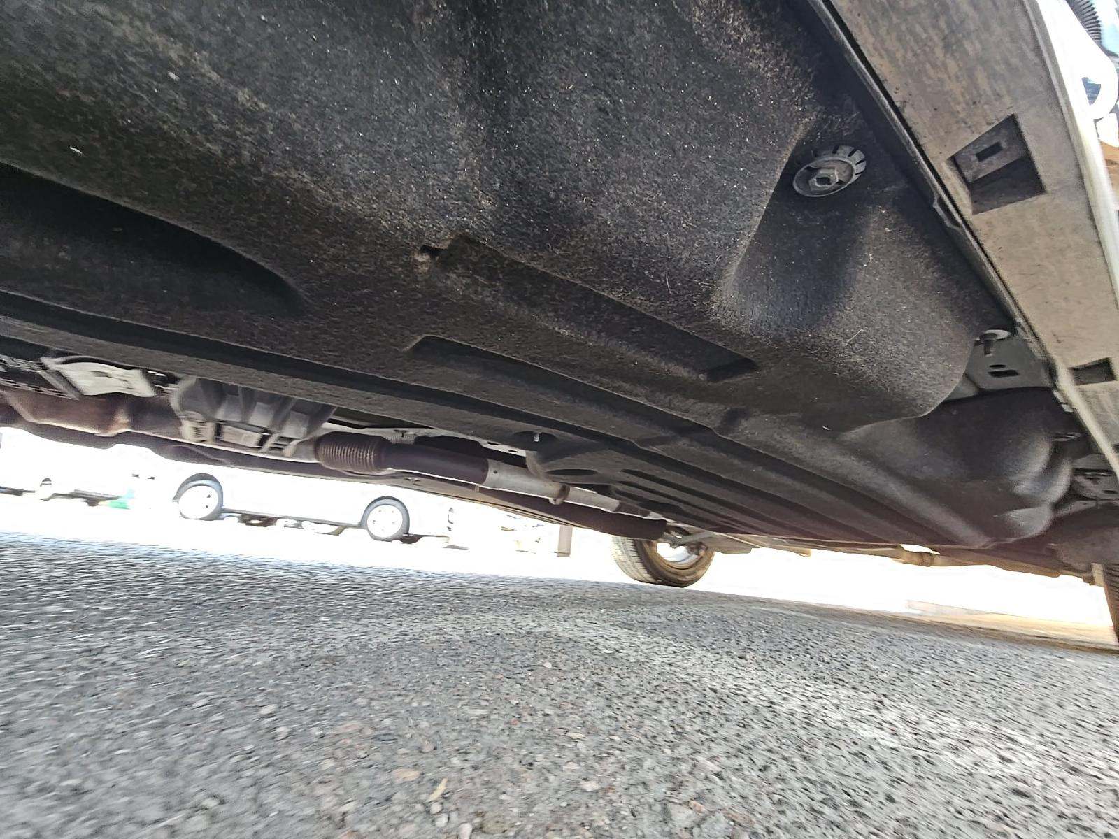 2023 Ford Explorer XLT RWD