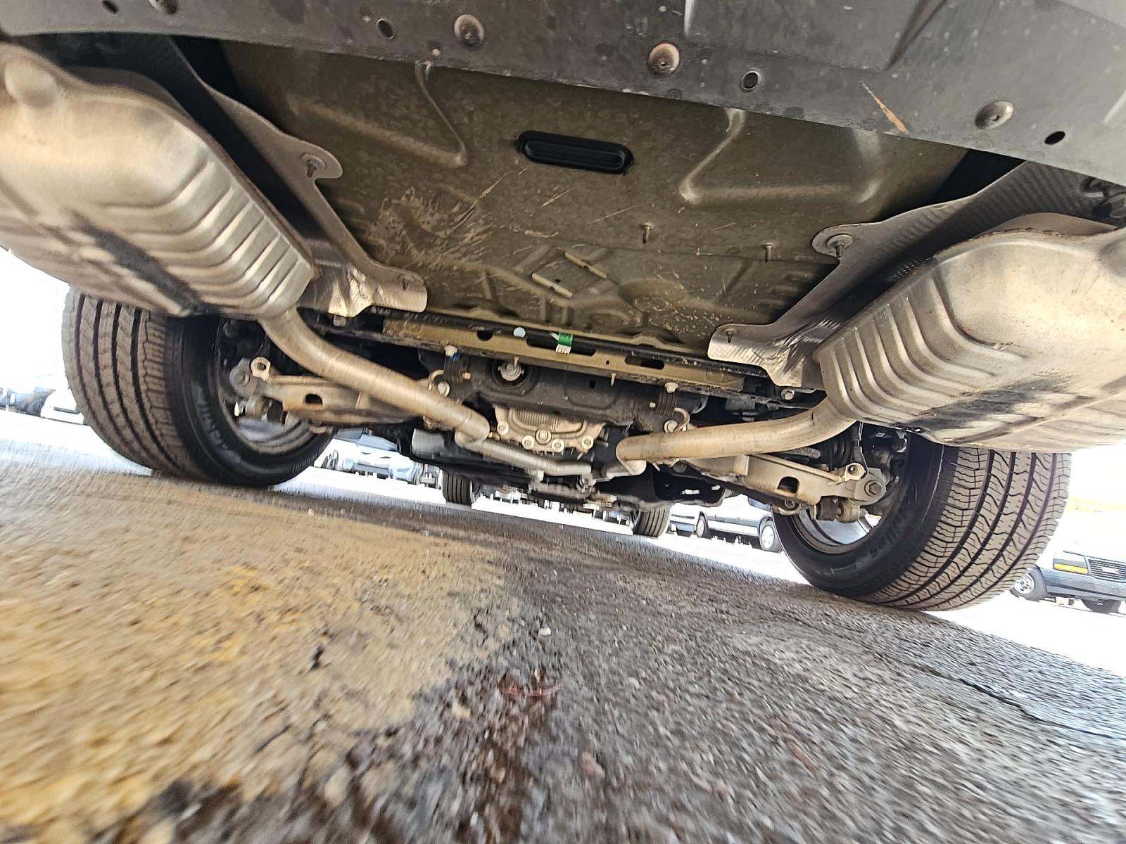 2023 Ford Explorer XLT RWD