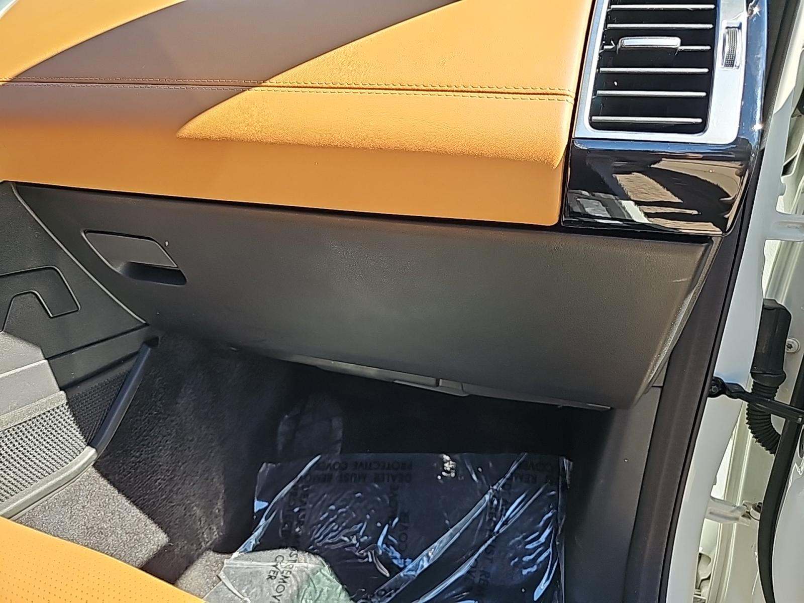 2020 Land Rover Discovery HSE Luxury AWD