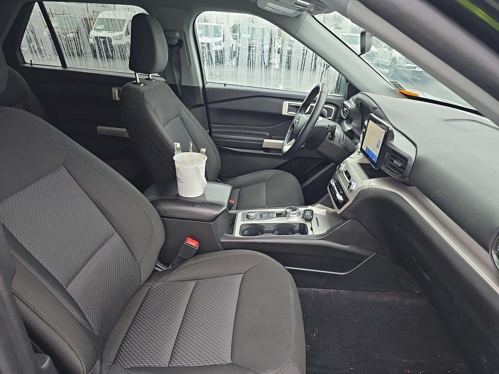 2023 Ford Explorer XLT AWD