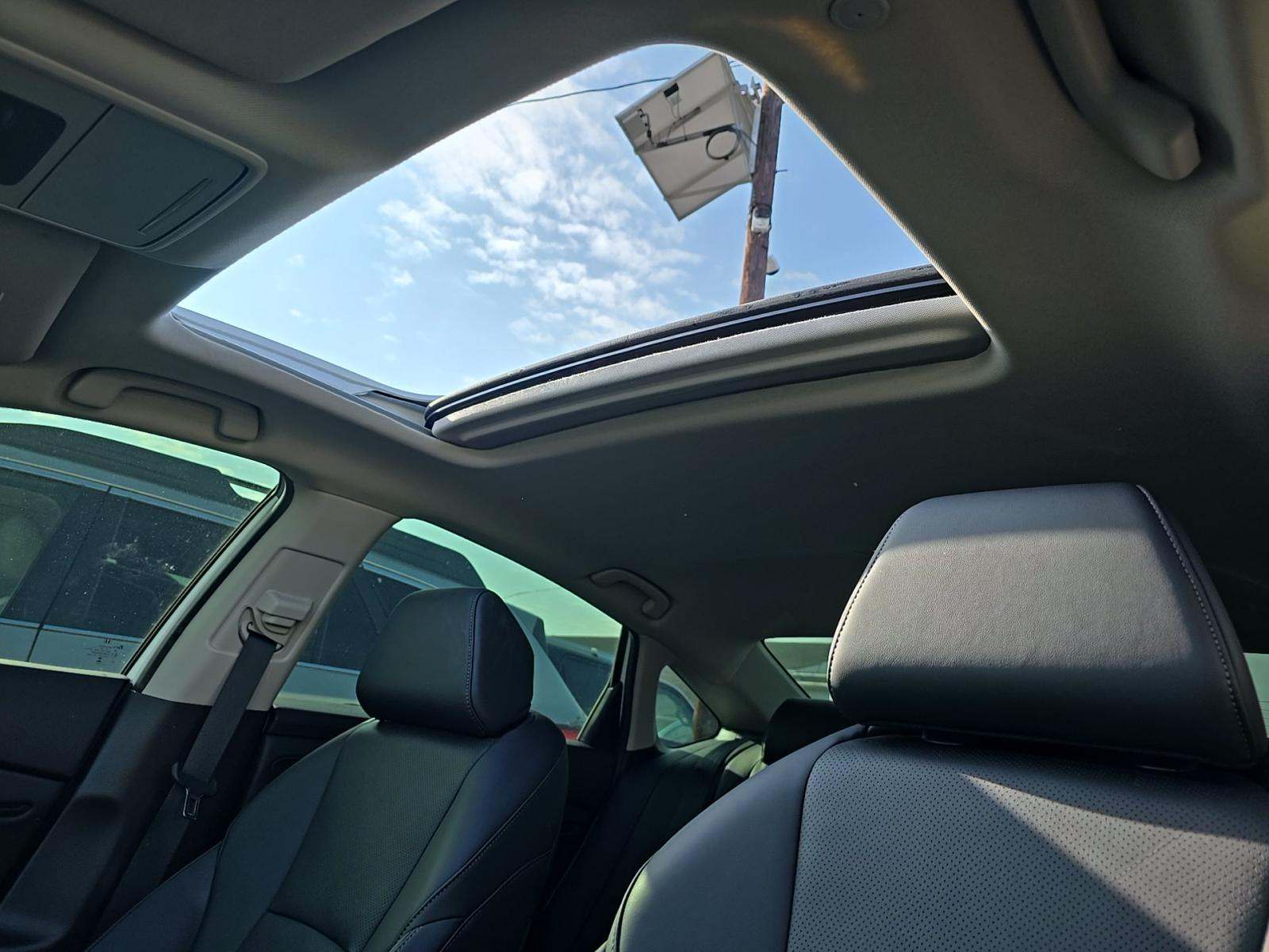 2025 Honda Accord Hybrid Touring FWD