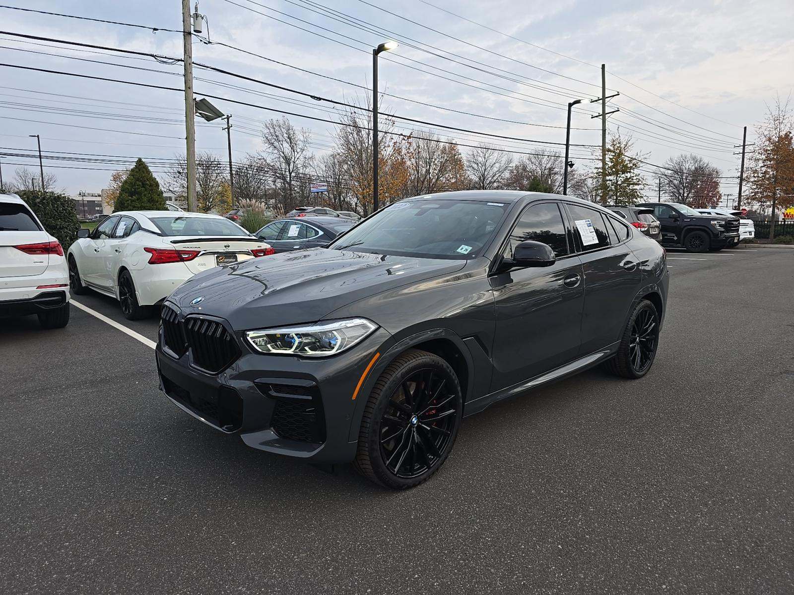 2022 BMW X6 M50i AWD