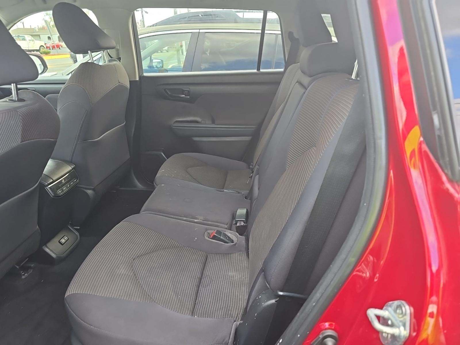 2022 Toyota Highlander LE AWD