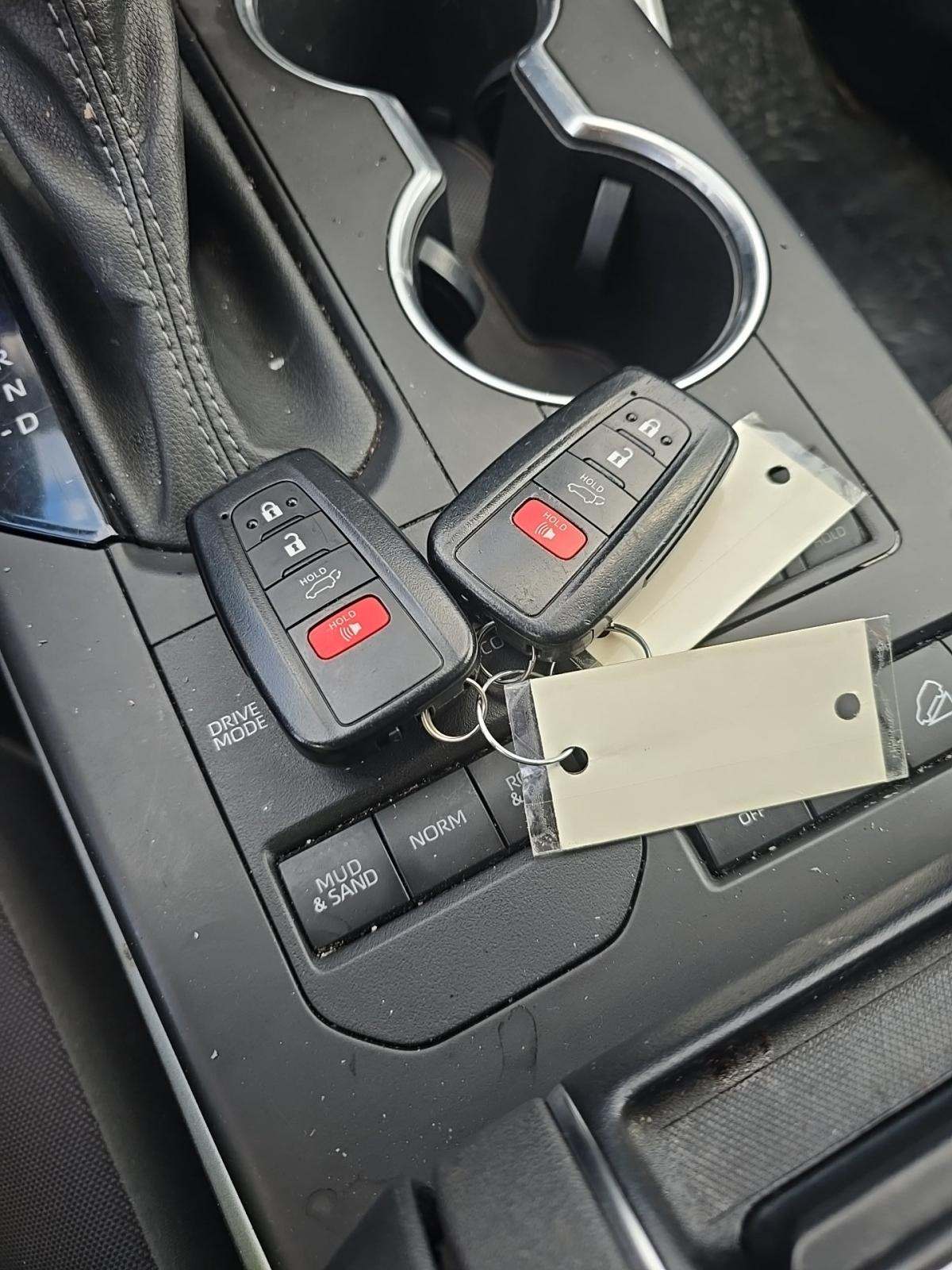 2022 Toyota Highlander LE AWD