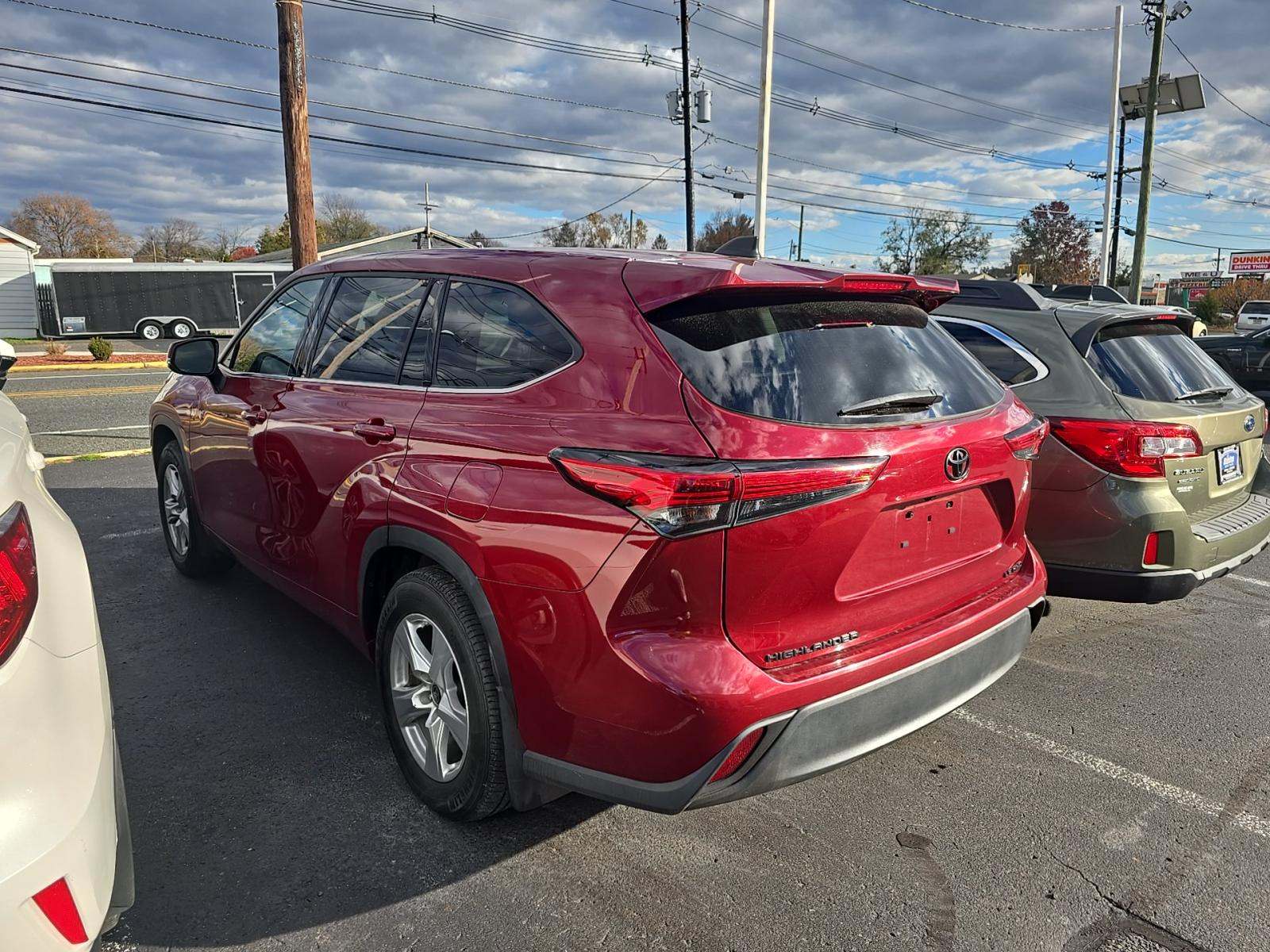 2022 Toyota Highlander LE AWD