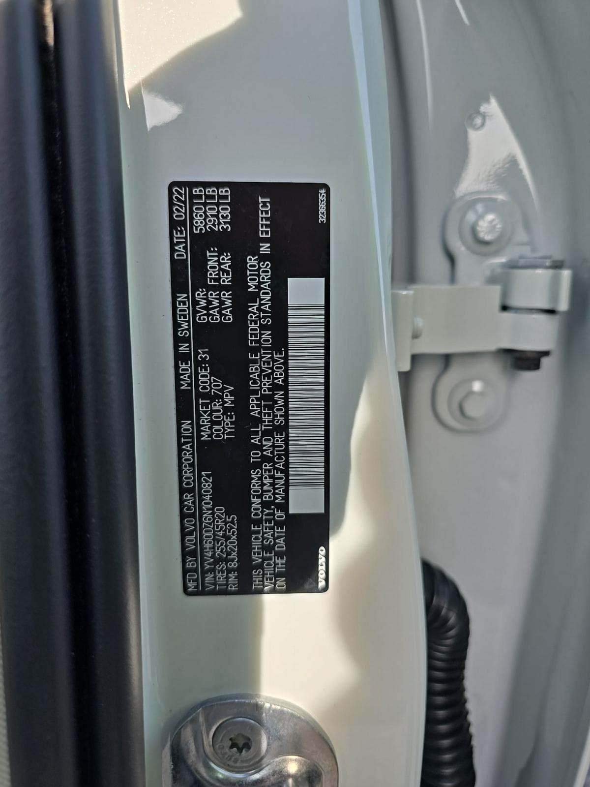 2022 Volvo XC60 Recharge T8 Inscription Expression AWD