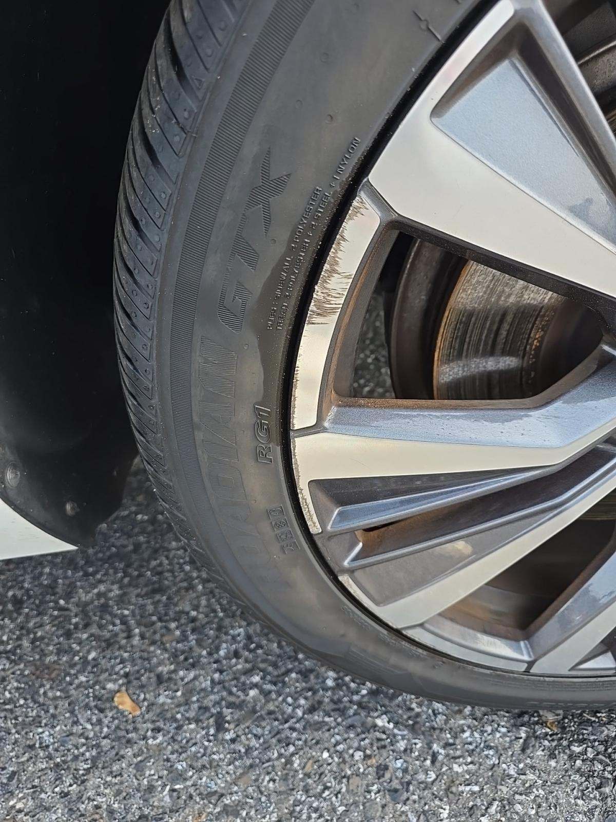 2022 Volvo XC60 Recharge T8 Inscription Expression AWD