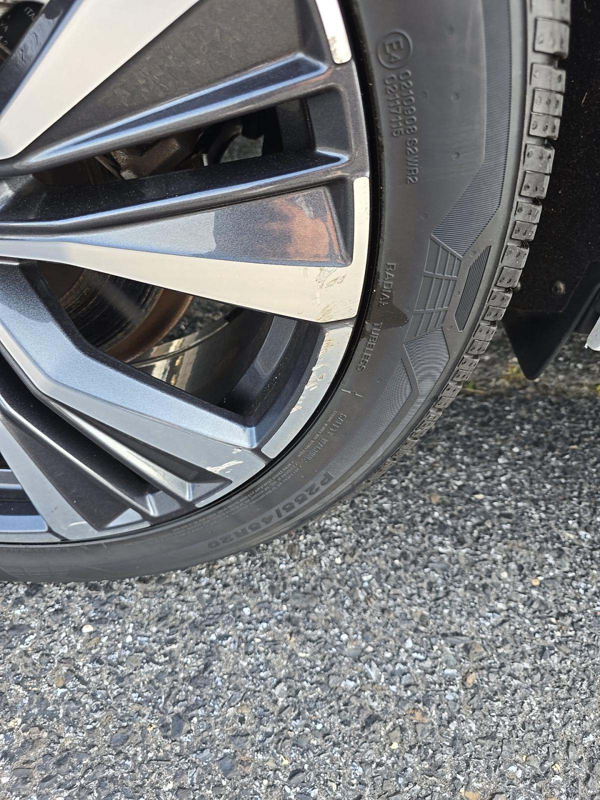 2022 Volvo XC60 Recharge T8 Inscription Expression AWD