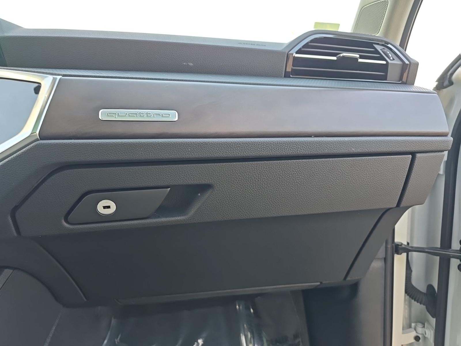 2024 Audi Q3 S line Premium Plus AWD