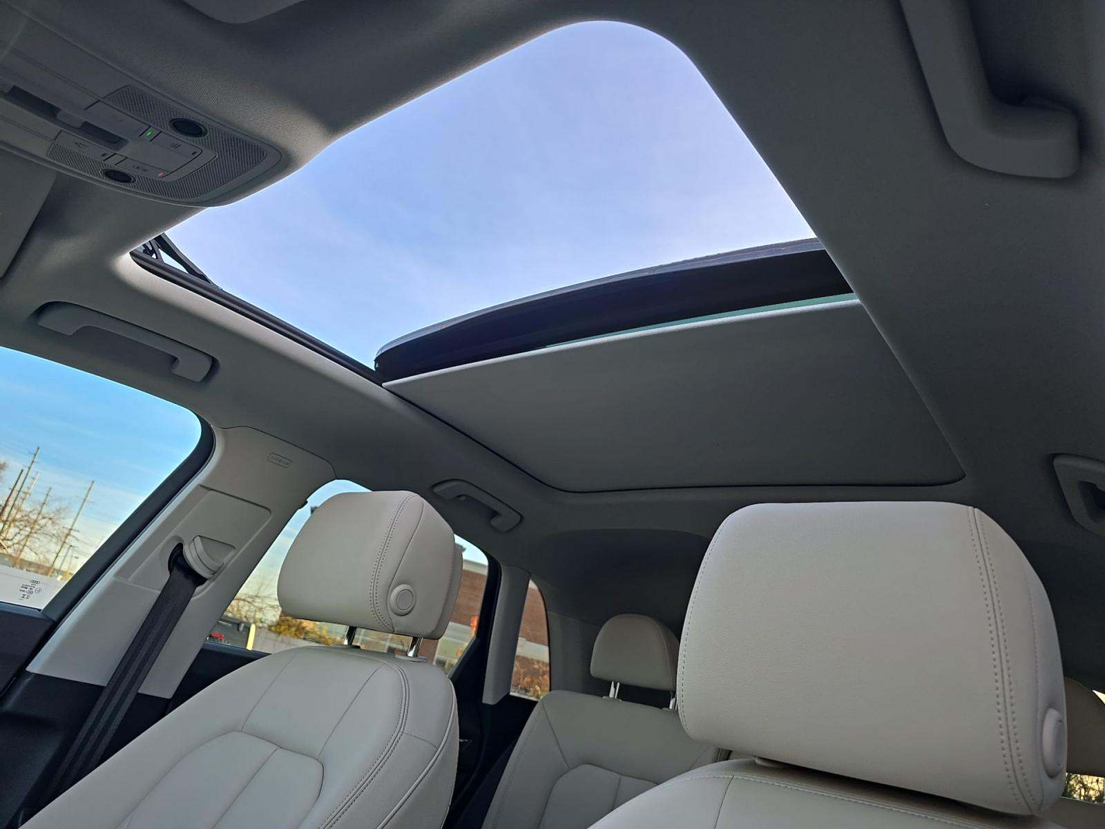 2024 Audi Q3 S line Premium Plus AWD