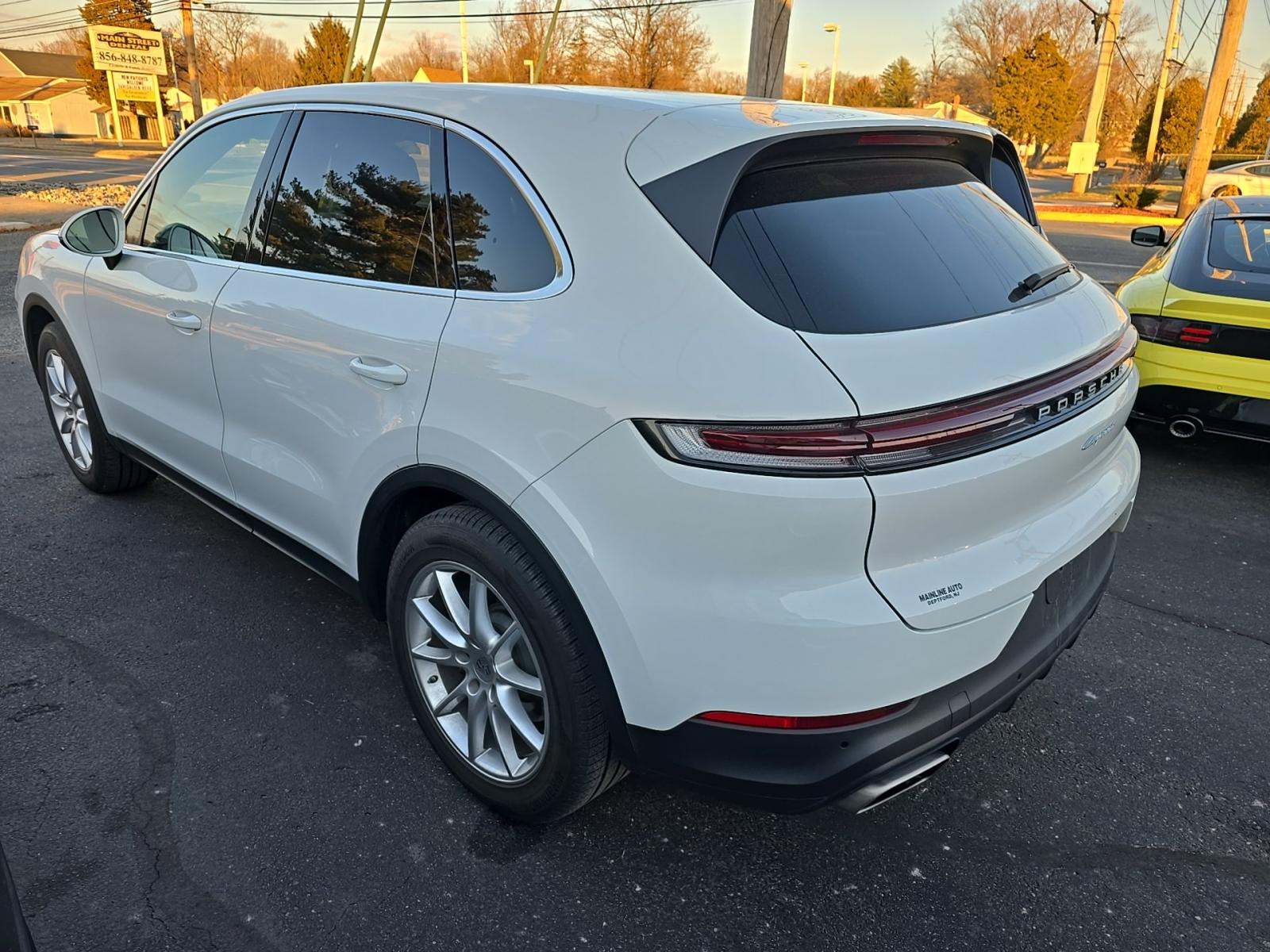 2024 Porsche Cayenne Base AWD