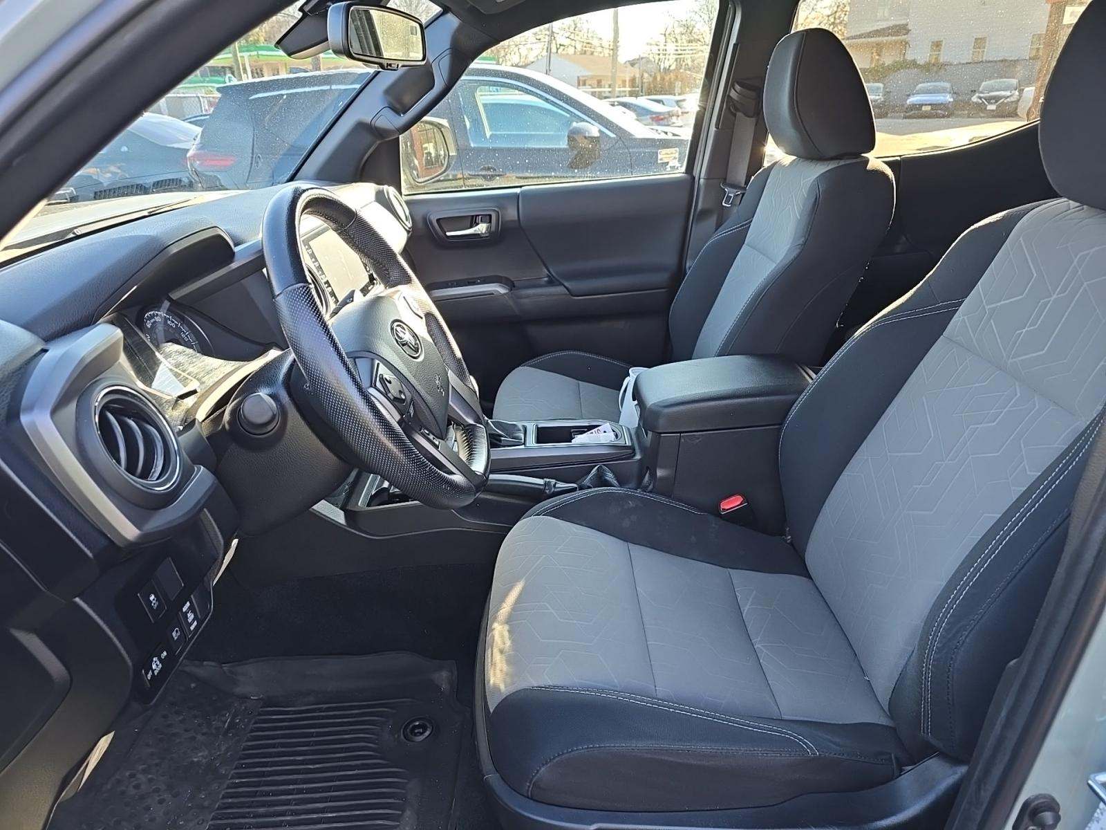 2022 Toyota Tacoma TRD Off-Road AWD