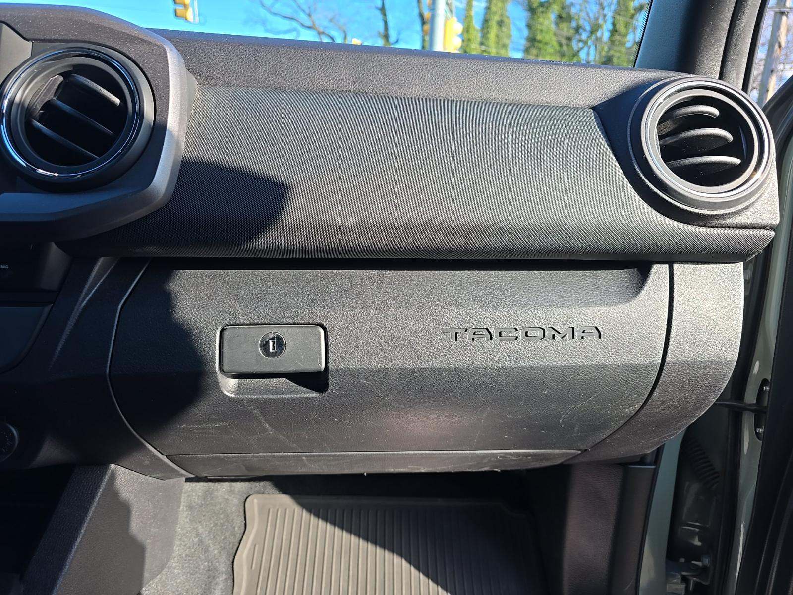 2022 Toyota Tacoma TRD Off-Road AWD