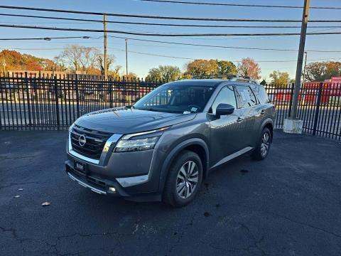 2022 Nissan Pathfinder SL AWD