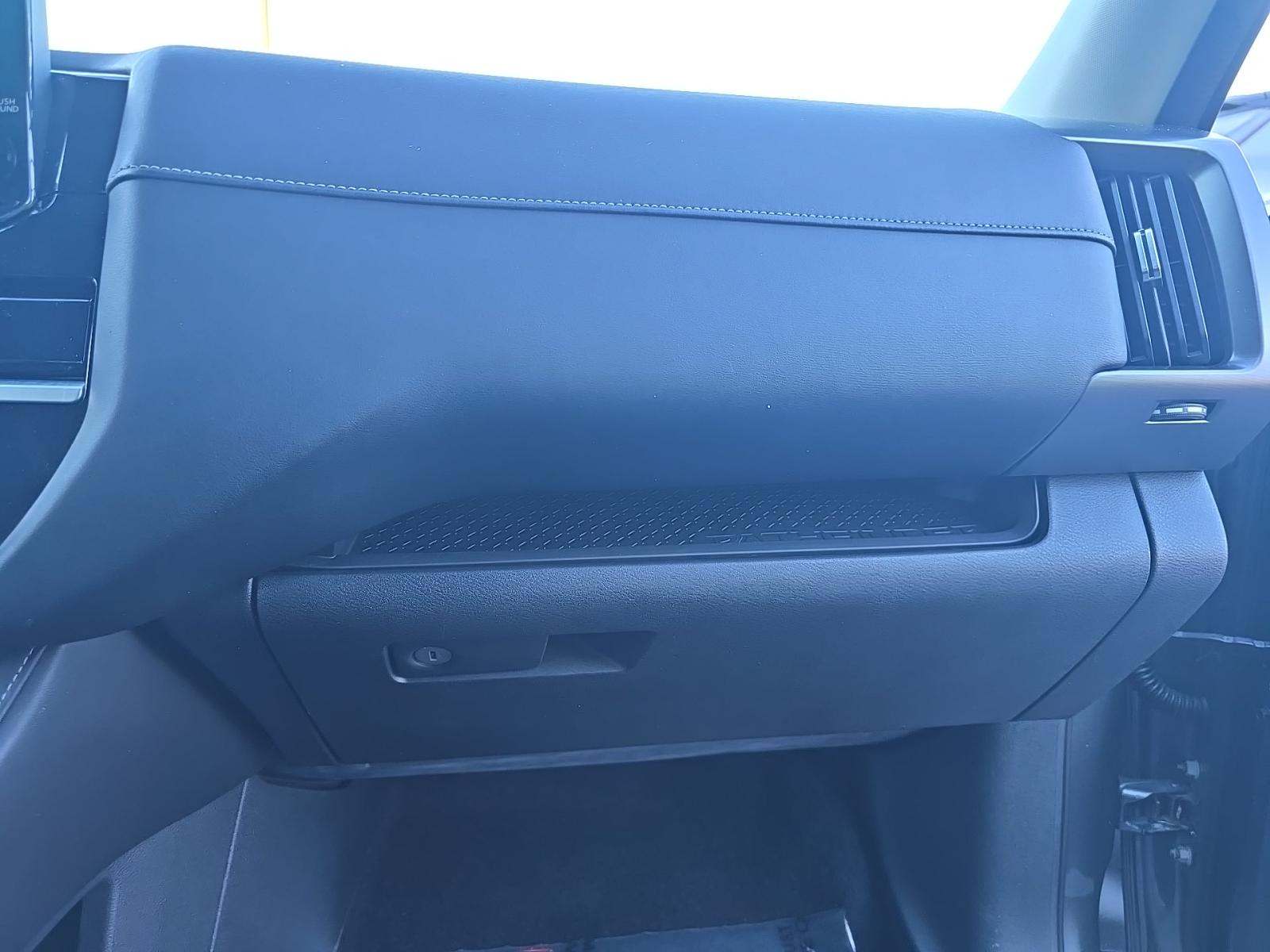 2022 Nissan Pathfinder SL AWD