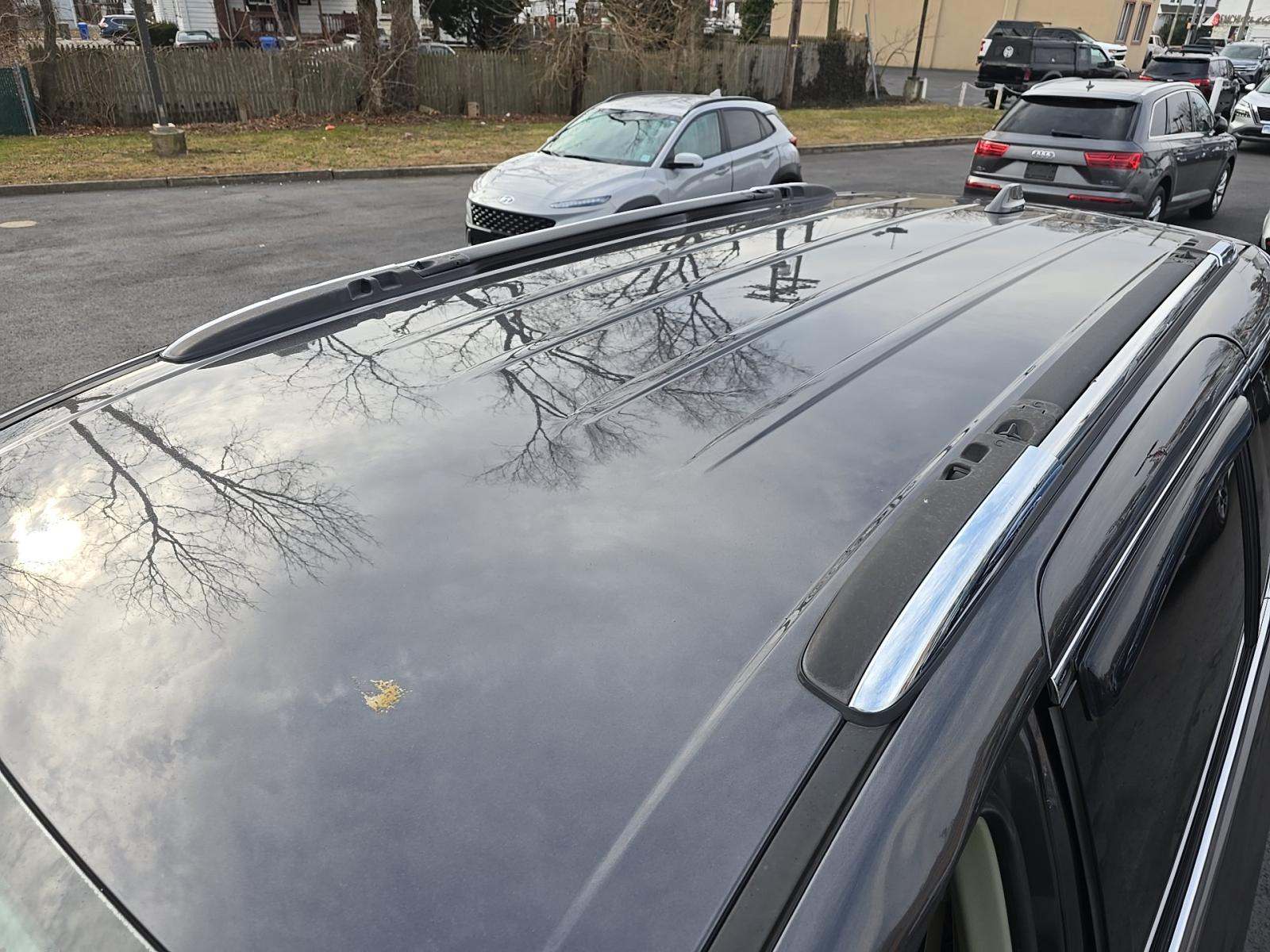 2020 Chrysler Pacifica Hybrid Limited FWD