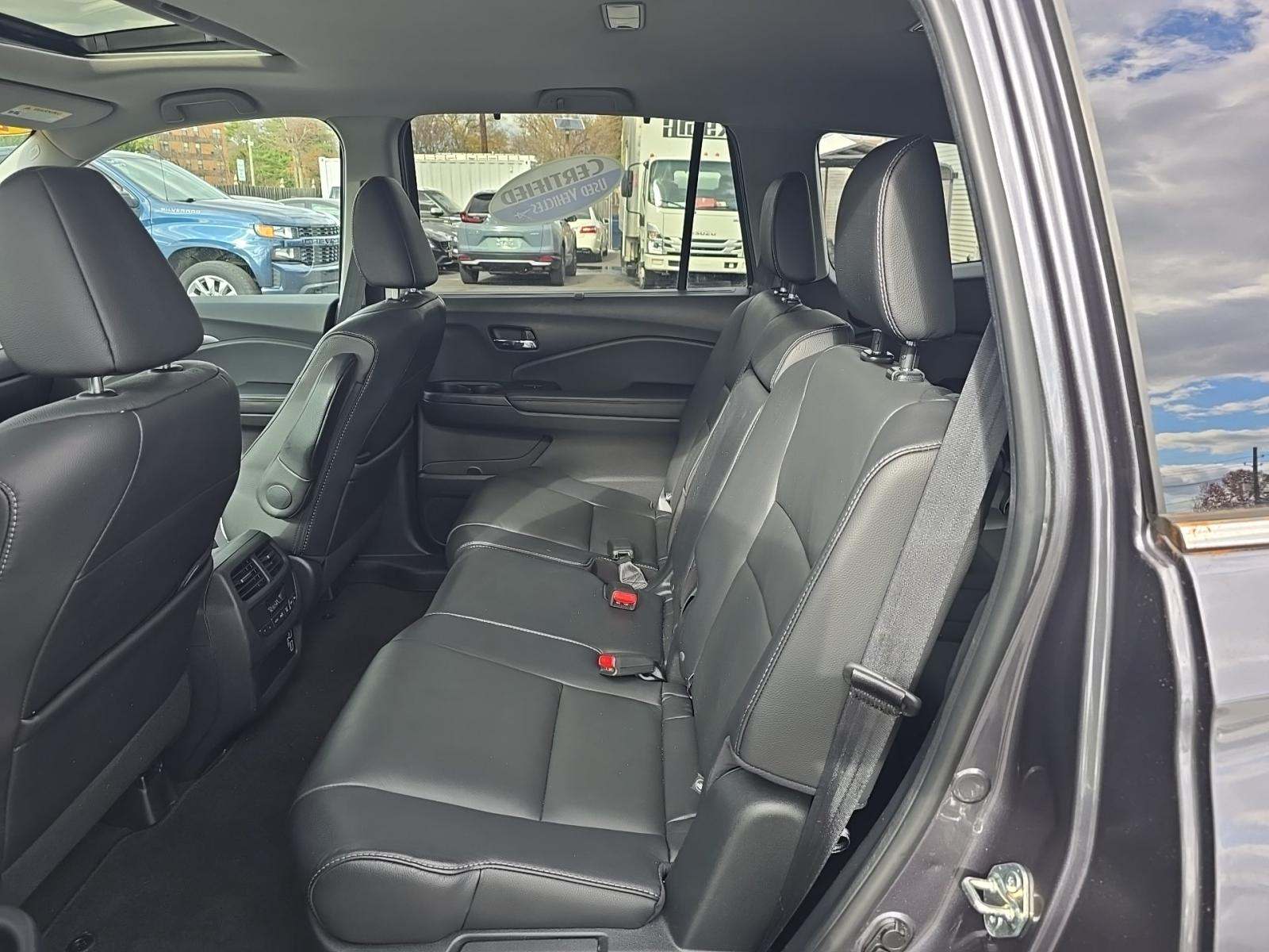 2021 Honda Pilot Special Edition AWD