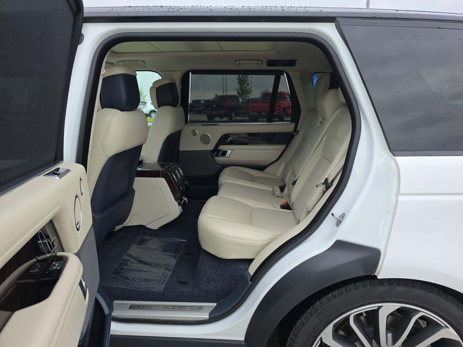 LAND ROVER RANGE ROVER - 9