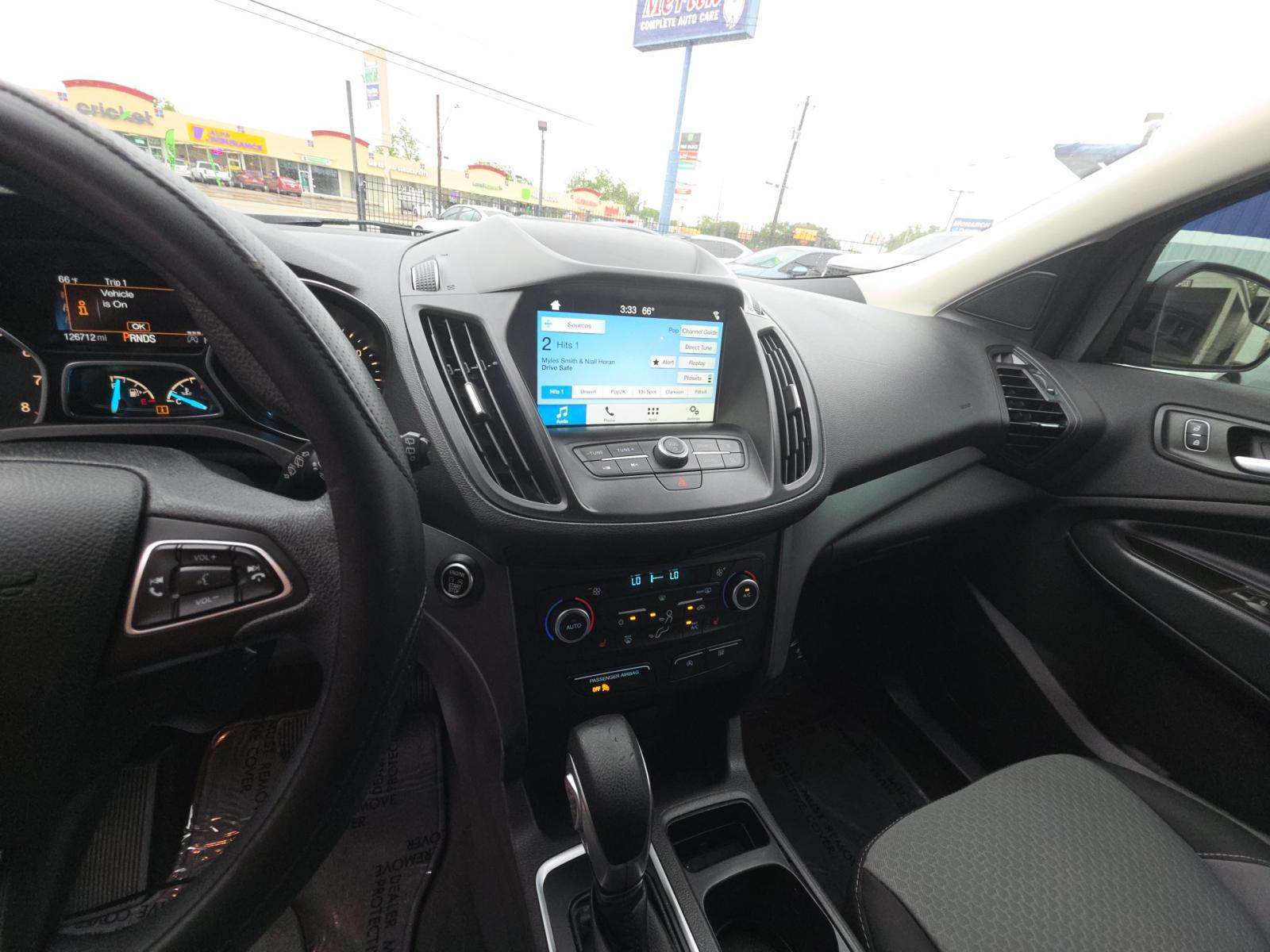 FORD ESCAPE - 6