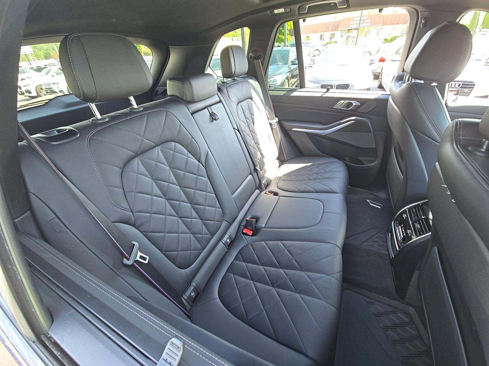 2023 BMW X5 xDrive40i AWD