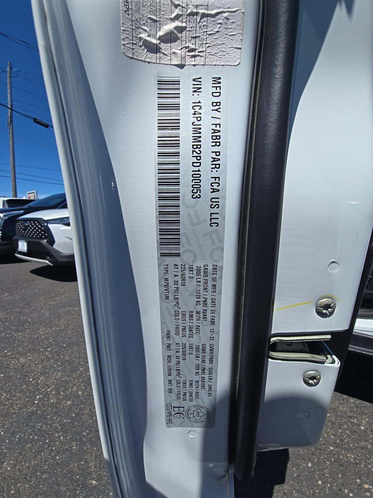 2023 Jeep Cherokee Altitude AWD