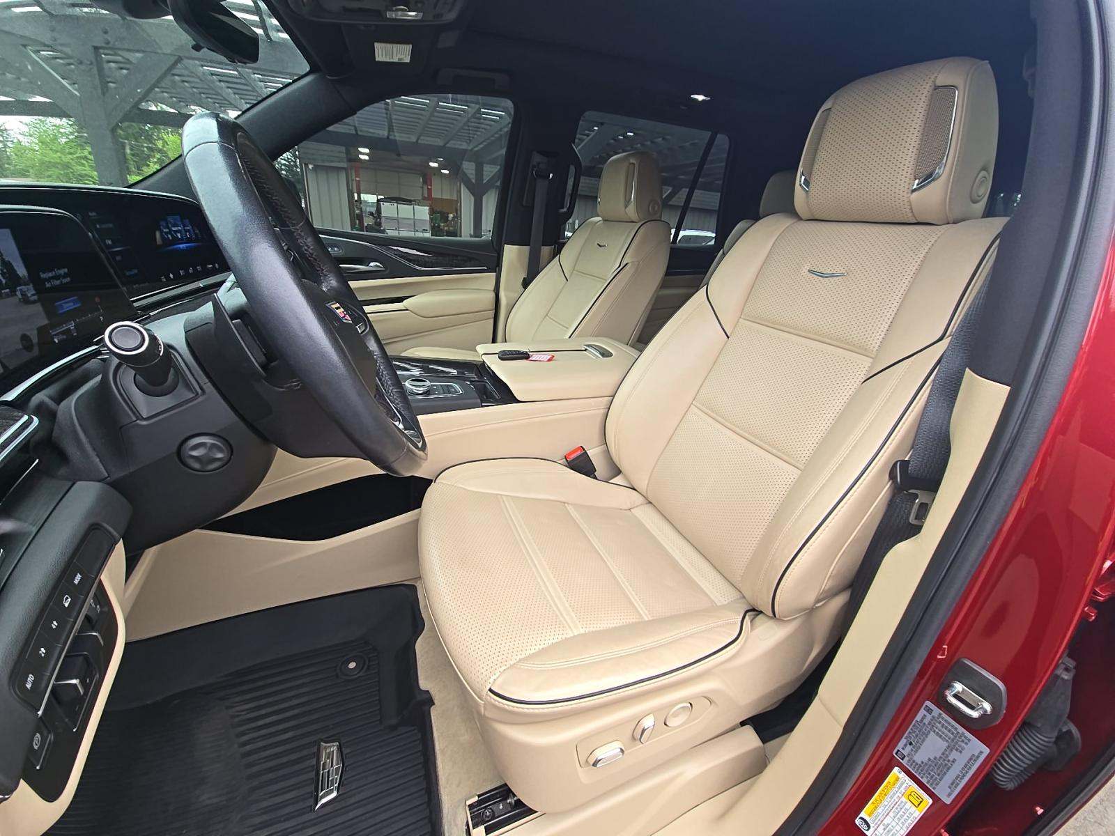 2022 Cadillac Escalade Premium Luxury AWD