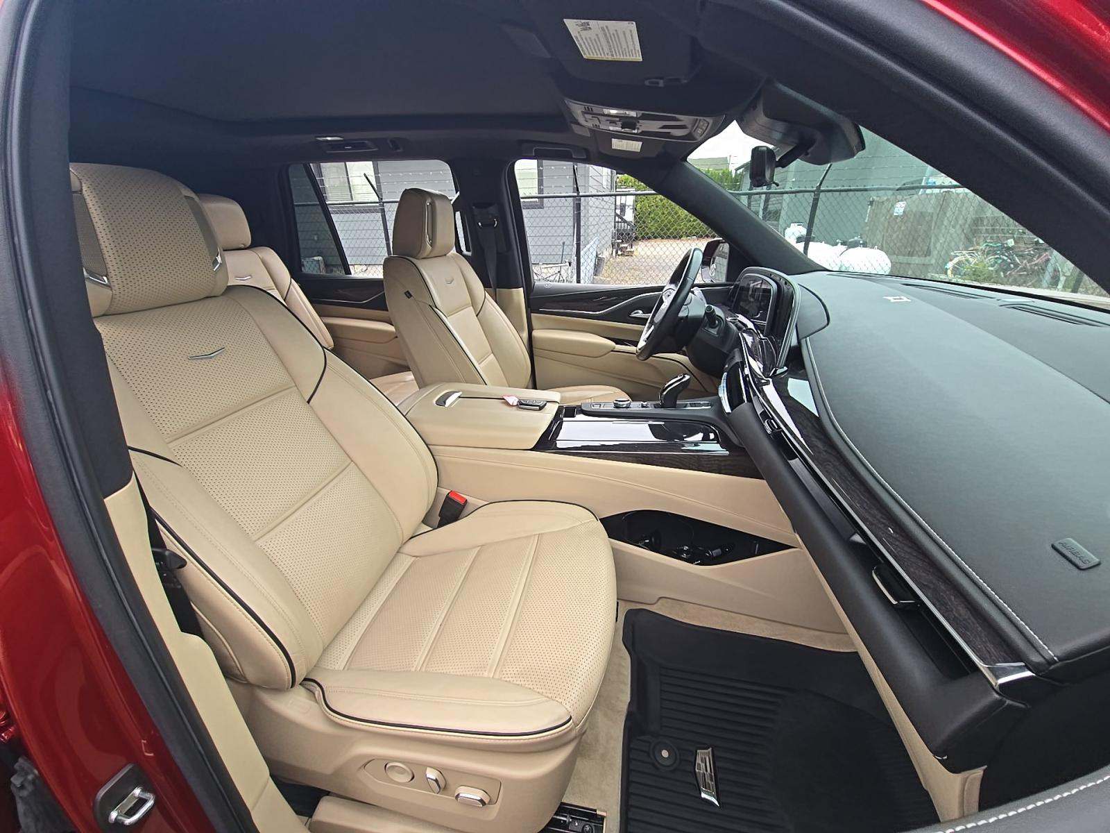 2022 Cadillac Escalade Premium Luxury AWD