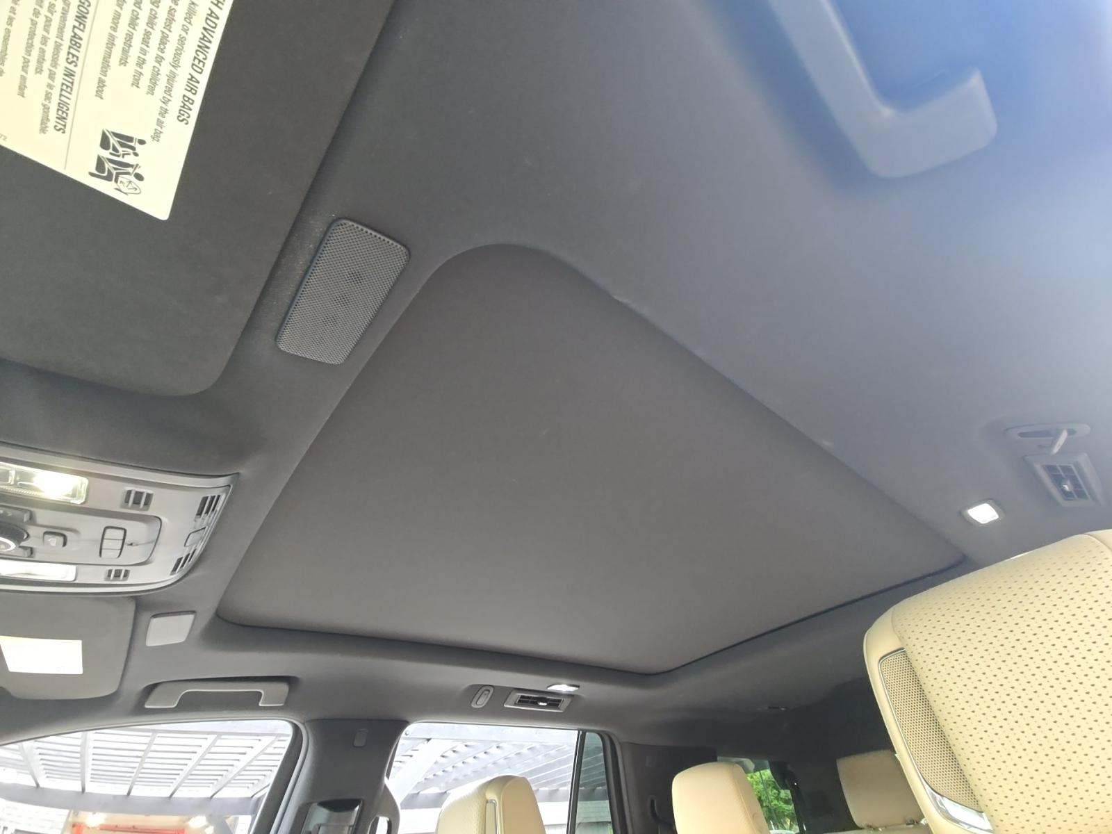 2022 Cadillac Escalade Premium Luxury AWD