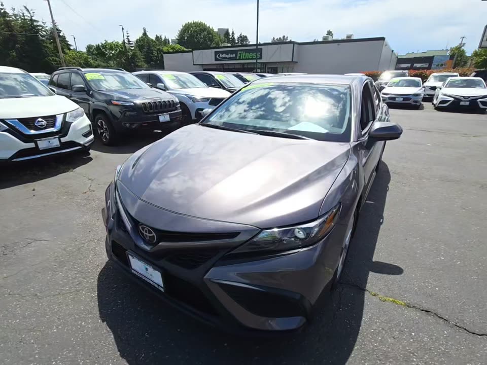 2024 Toyota Camry SE FWD
