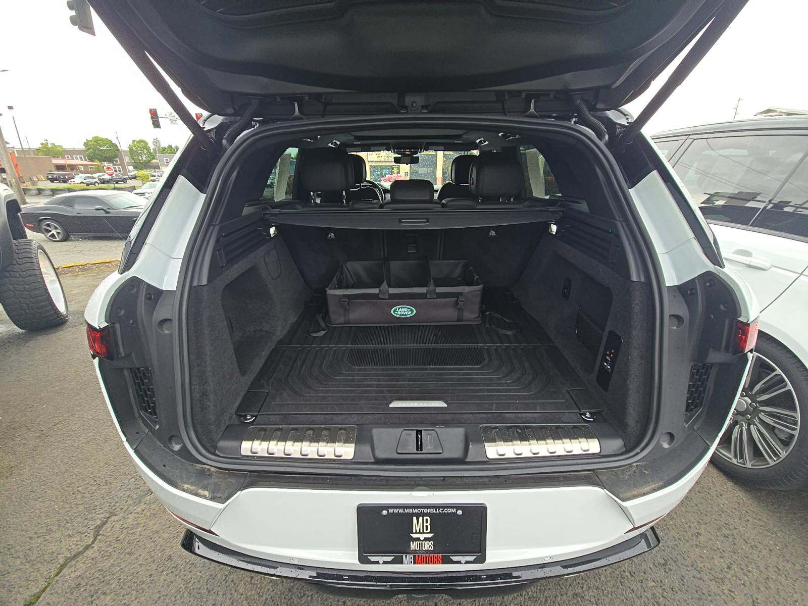 2025 Land Rover Range Rover Sport Dynamic SE AWD