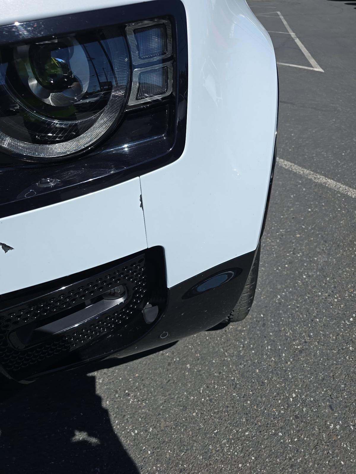 2023 Land Rover Defender 110 X-Dynamic SE AWD
