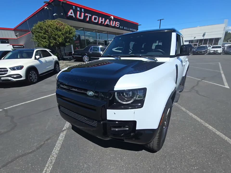 2023 Land Rover Defender 110 X-Dynamic SE AWD