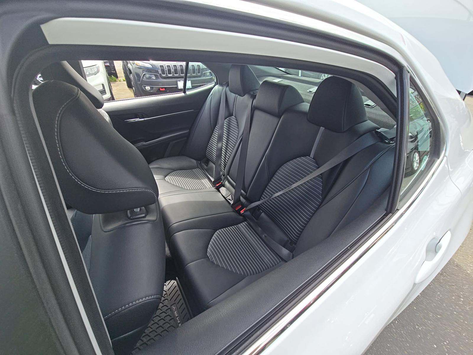 2024 Toyota Camry SE FWD