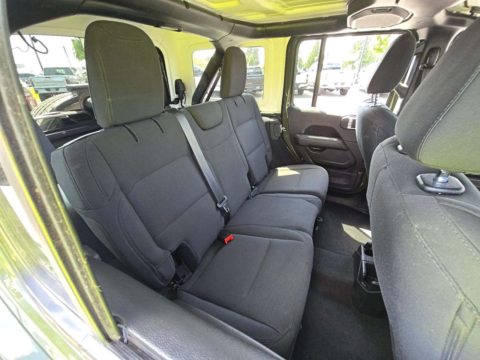 2021 Jeep Wrangler Unlimited Sahara AWD