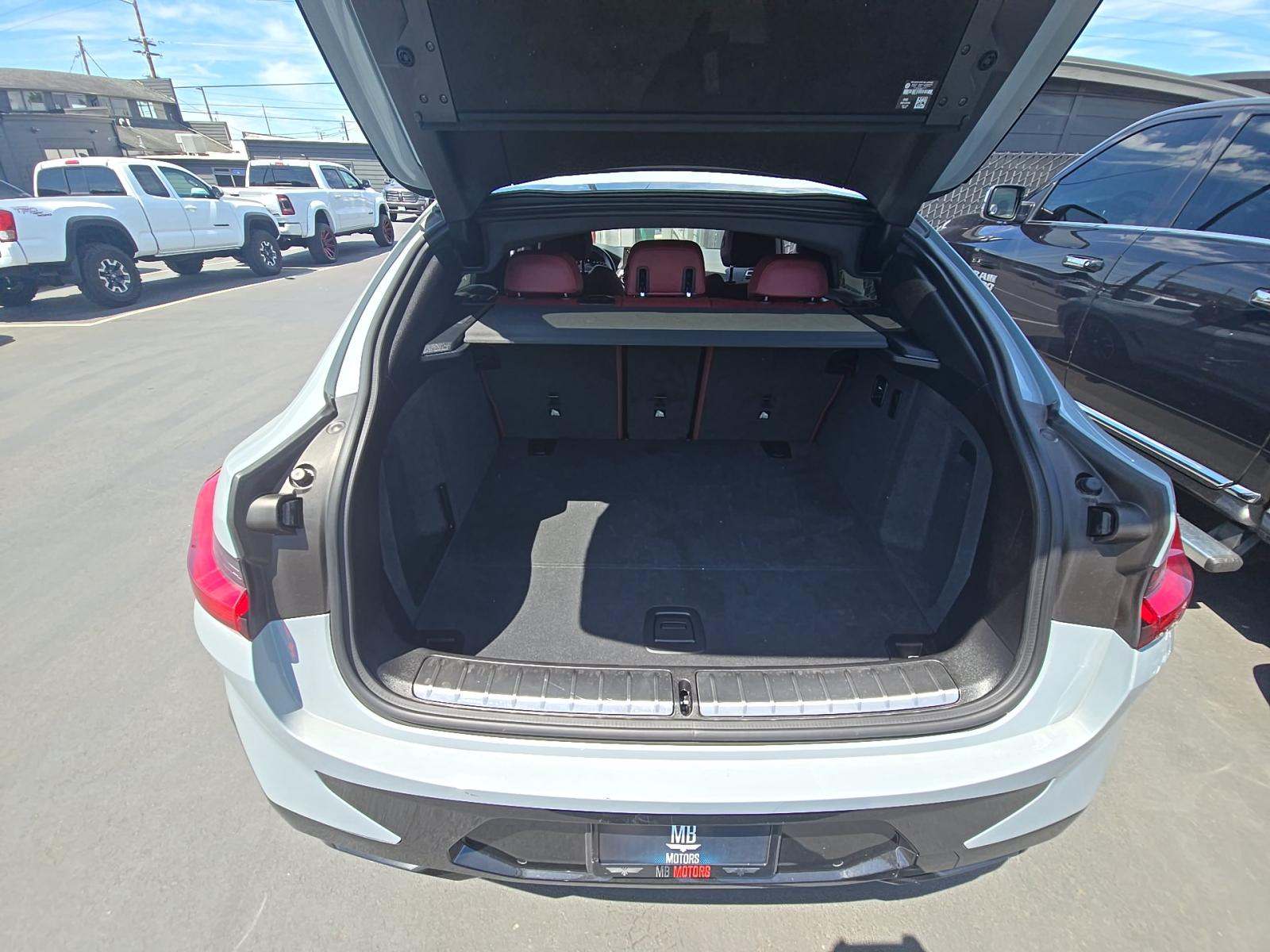 2024 BMW X4 M40i xDrive AWD